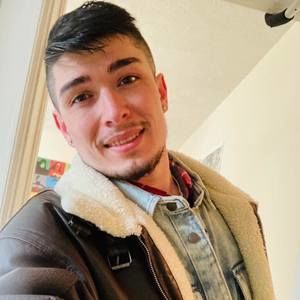 Meet your Posher, Everett